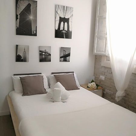 Suites By Eric Olsan バレンシア エクステリア 写真