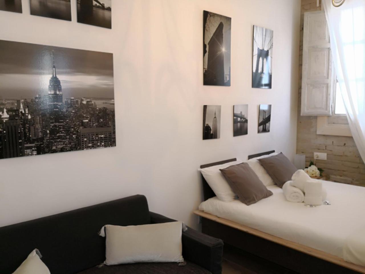Suites By Eric Olsan バレンシア エクステリア 写真